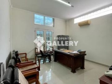 Ruko Jalan Kediri Dekat Jalan Teuku Umar - Zainul Arifin Medan