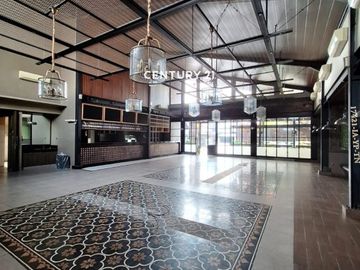 Disewakan Gedung Di Area Premium Jakarta Selatan