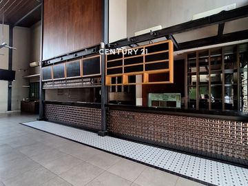 Disewakan Gedung Di Area Premium Jakarta Selatan