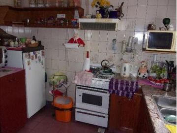 Casa amplia con parque libre.  Apta Crédito Bancario!!!!