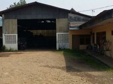 Jual Gudang Strategis di Arcamanik dan Ada Bonus Rumah