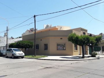 Casa en venta en Ramos Mejia Sur