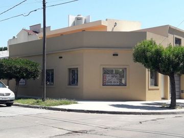 Casa en venta en Ramos Mejia Sur