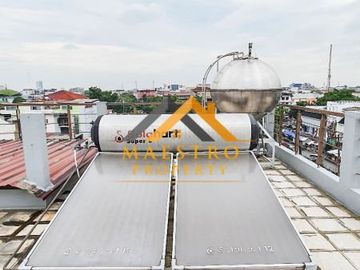 Dijual Cepat Villa Terawat Full Perabot Jl.Sultan Hasanuddin