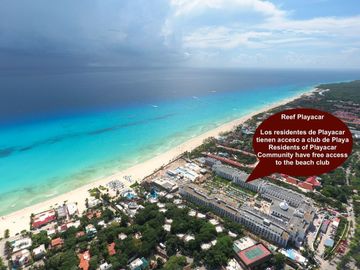 Residencia de 7 recamaras a pasos del mar 2 albercas en venta en Playacar Fase 1