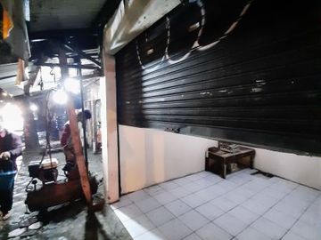 *Dijual CEPAT MAINROAD kios kecil jl Suci PHH Mustopa PINGGIR JALAN dekat perempatan*