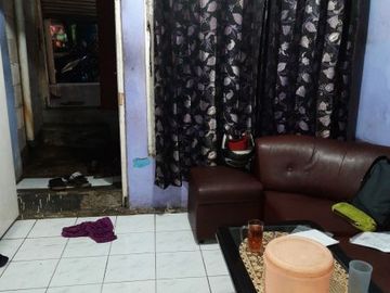 *Dijual CEPAT MAINROAD kios kecil jl Suci PHH Mustopa PINGGIR JALAN dekat perempatan*