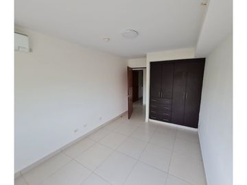 Vendo apartamento de 3 Recamaras PH Midrise - Woodlands