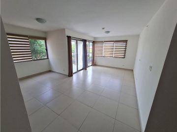 Vendo apartamento de 3 Recamaras PH Midrise - Woodlands