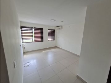 Vendo apartamento de 3 Recamaras PH Midrise - Woodlands