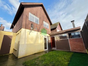 Casa en condominio en venta de 3 dorm. 3 baños en Osorno