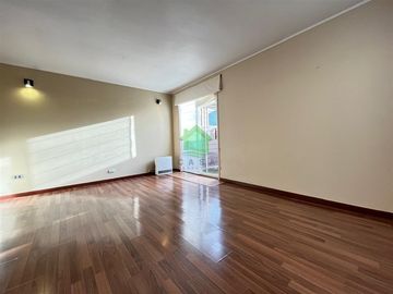 Casa en condominio en venta de 3 dorm. 3 baños en Osorno