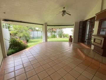 Linda casa en Bugambilias