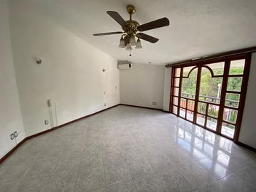 Linda casa en Bugambilias
