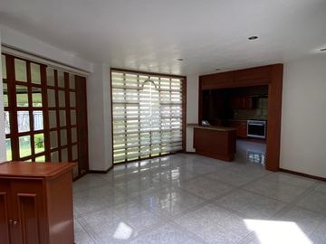Linda casa en Bugambilias