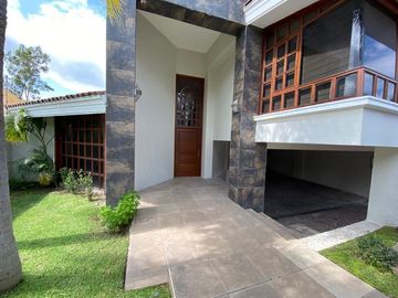 Linda casa en Bugambilias