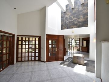 Linda casa en Bugambilias