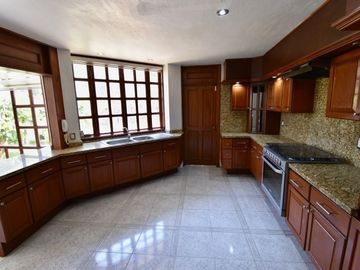 Linda casa en Bugambilias