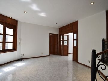 Linda casa en Bugambilias