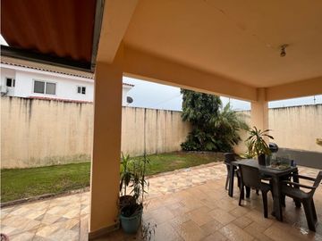 VENTA DE CASA EN VERSALLES , COSTA SUR, PH QUINTAS DE VERSALLES