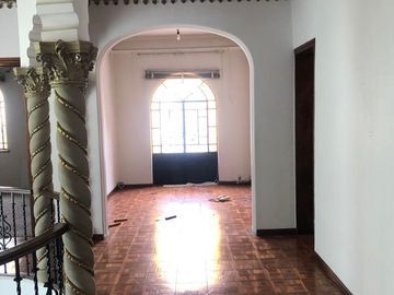 SE VENDE EXCELENTE CASA