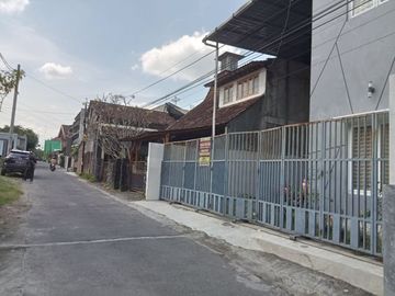 DI JUAL KOST EXLUSIVE DEKAT KAMPUS DI JL. KALIURANG KM 8