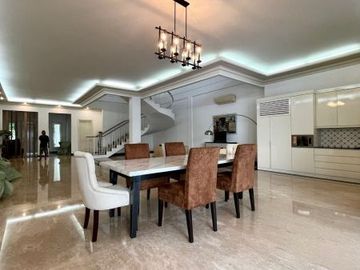 DIJUAL RUMAH MEGAH dan MEWAH at Jl LATUHARHARY, MENTENG, JAKPUS