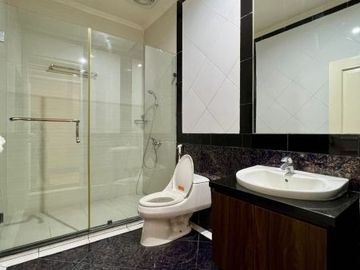 DIJUAL RUMAH MEGAH dan MEWAH at Jl LATUHARHARY, MENTENG, JAKPUS