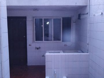 casa en venta en barrio lleras. Cod V1825