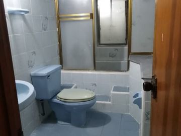 casa en venta en barrio lleras. Cod V1825