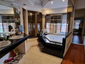 Casa en 2 plantas 4 ambientes con quincho ACEPTA DEPARTAMENTO EN PARTE DE PAGO1