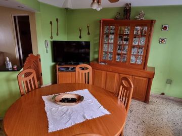 Casa en 2 plantas 4 ambientes con quincho ACEPTA DEPARTAMENTO EN PARTE DE PAGO1