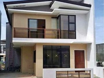 Pre- Selling 3 Bedroom 2 Storey Houses for Sale in Alberlyn Highlands, San Fernando, Cebu