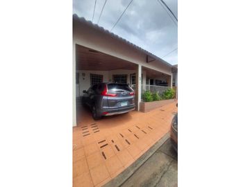 Vendo casa en Villa Lucre