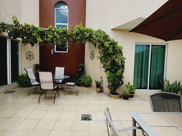 Casa en VENTA de 4 recamaras, amplios espacios y ventilacion Colonia ortiz rubio