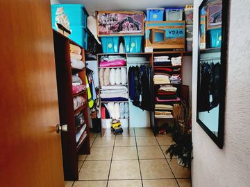Casa en VENTA de 4 recamaras, amplios espacios y ventilacion Colonia ortiz rubio