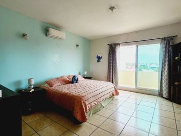 Casa en VENTA de 4 recamaras, amplios espacios y ventilacion Colonia ortiz rubio