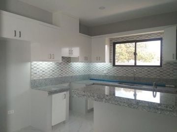Elegant Modern House for Sale in Friendship Angeles City Near Clark