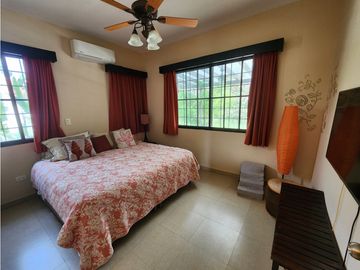 Hacienda Pacifica - 4 Bedroom Beach House with Pool