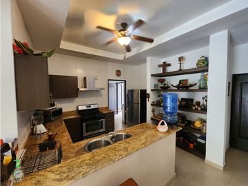 Hacienda Pacifica - 4 Bedroom Beach House with Pool