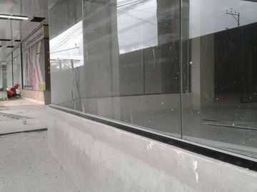 Local Comercial en Venta, .Torres Zermath en Sto. Domingp