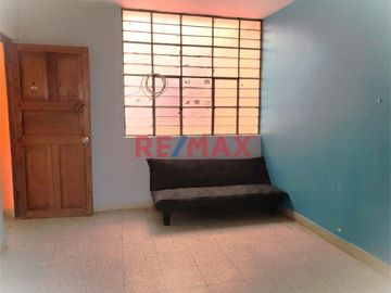 🏡📍 Ubicación estratégica: A solo unos pasos del parque Quinta Julia y a pocas cuadras del centro de Piura. Cerca de avenidas principales como Don Bosc