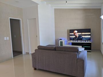 Hermoso Chalet en Inmejorable Zona de Castelar Norte