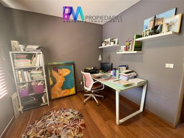 Casa en venta de 5 dorm. en Colina
