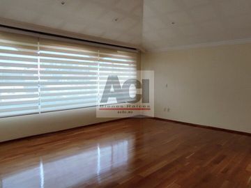Se vende casa en condominio en Interlomas