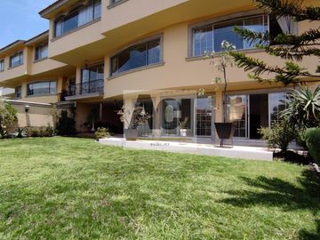 Se vende casa en condominio en Interlomas
