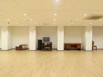 Outstanding Office Space for Rent in Makati City CB0032
