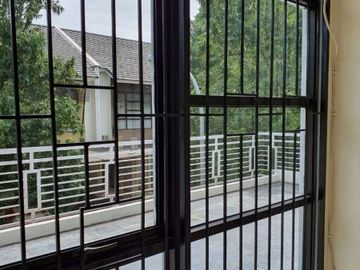 Rumah Dalam Cluster Lingkungan Nyaman Di Sektor 9 (Cpa 3561.BR)