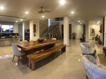 CASA DE LUJO EN VENTA CONJUNTO PALMA REAL, CARTAGENA.