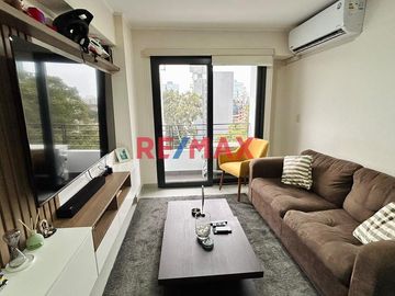 Exclusivo Flat 48M2 En Piso 8 Amoblado Y Cochera